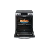 Frigidaire-GCFE3060BF-in use view