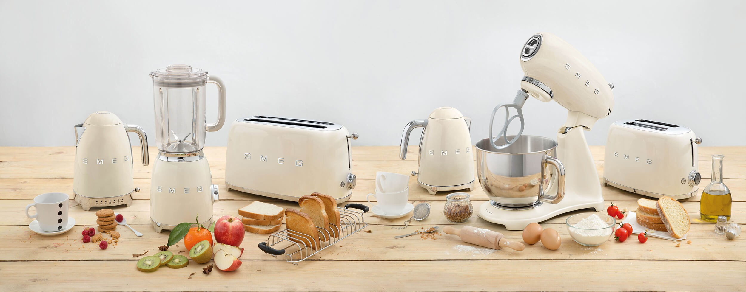 The Smeg Retro Trend: A Timeless Fusion of Nostalgia and Modern Design 64 j5y2pi76
